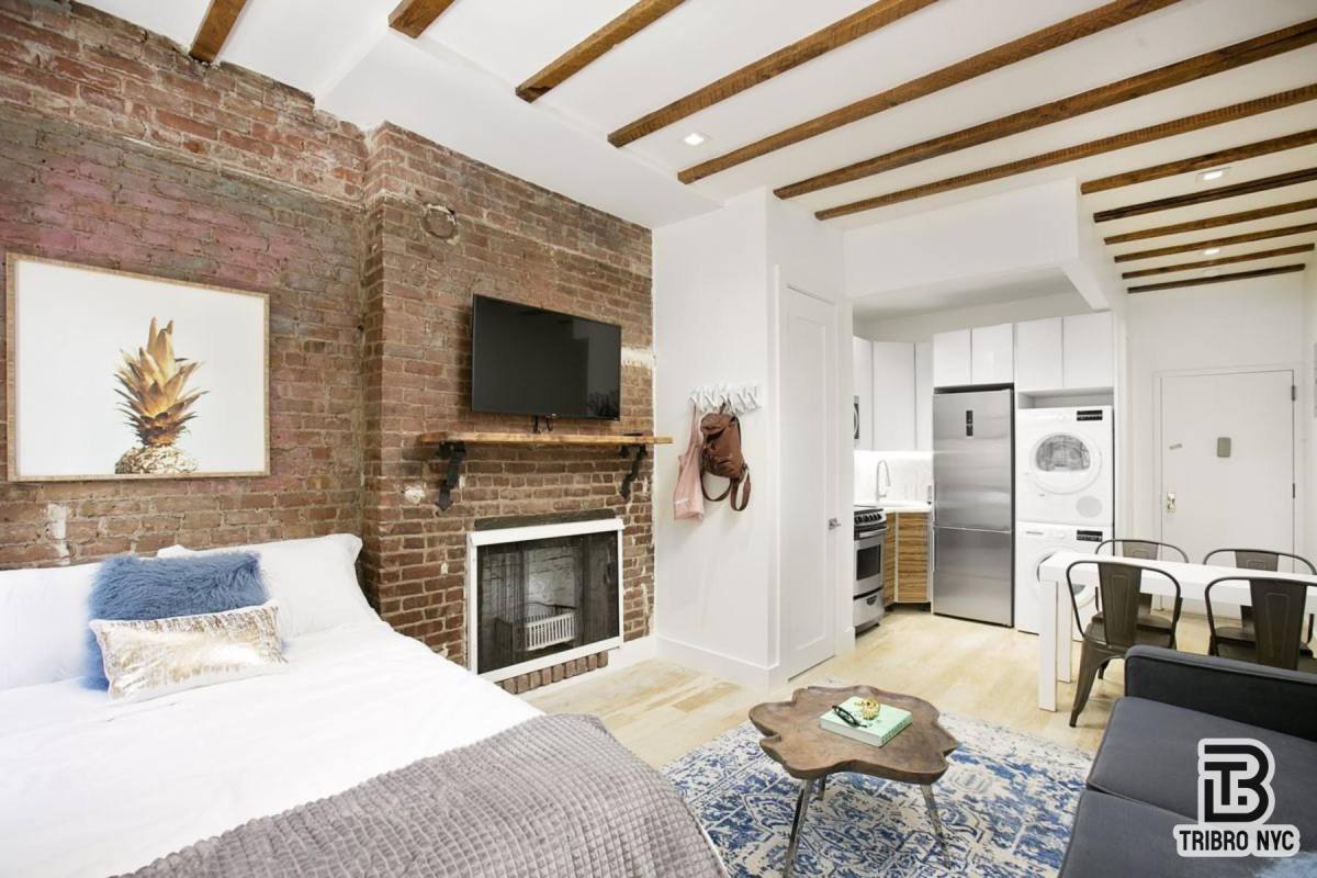 Apartment for rent at 425 E 12th St #3C, New York, NY 10009