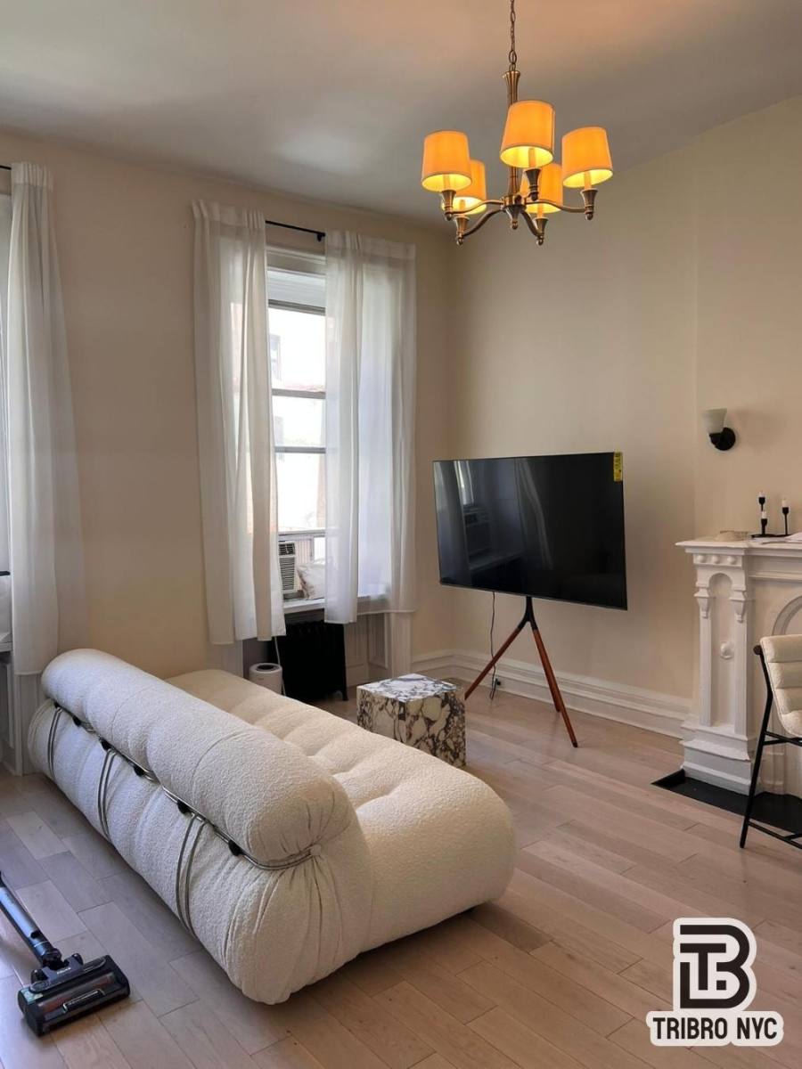 Apartment for rent at 294 3rd Ave #4B, New York, NY 10010