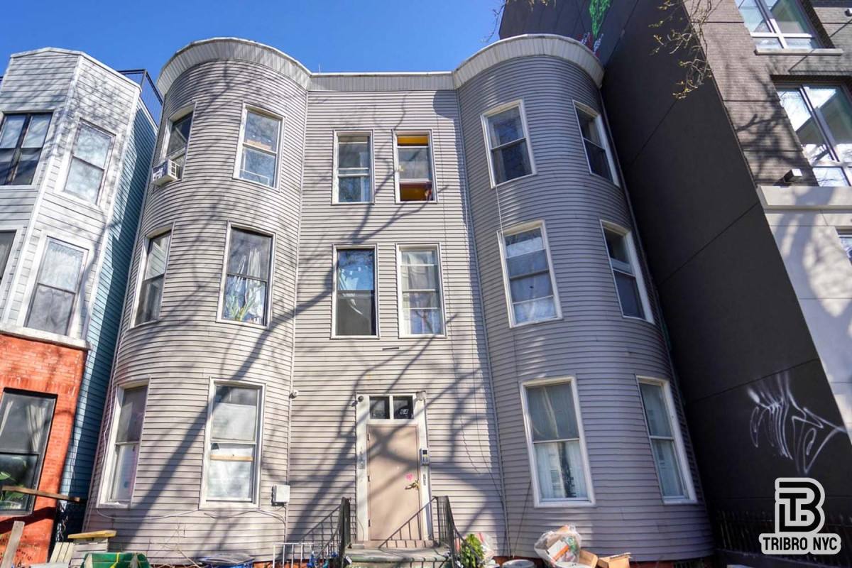 Apartment for rent at 60-42 Grove St #2R, Ridgewood, NY 11385