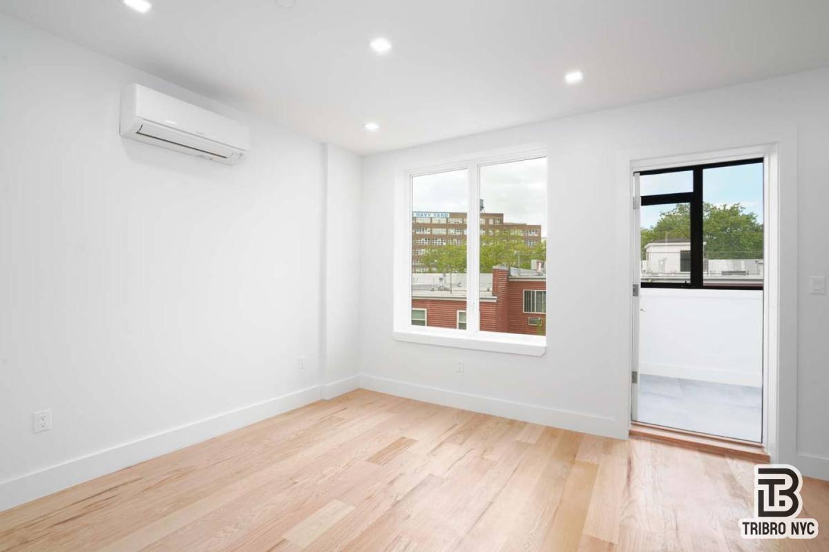 Apartment for rent at 13 N Elliott Place #2A, Brooklyn, NY 11205