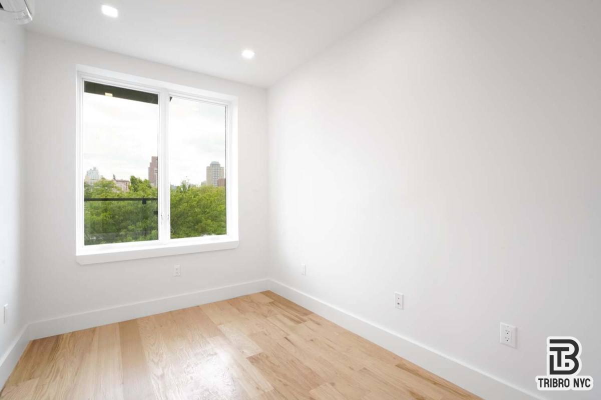 Apartment for rent at 13 N Elliott Place #2A, Brooklyn, NY 11205
