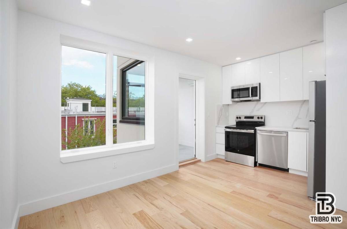 Apartment for rent at 13 N Elliott Place #2A, Brooklyn, NY 11205