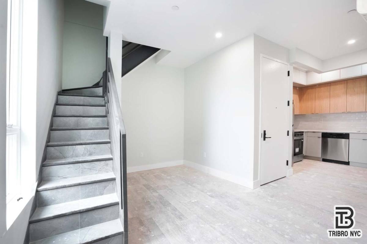92 Manhattan Ave #4, Brooklyn, NY 11206 - Apartment for Rent - Image 4