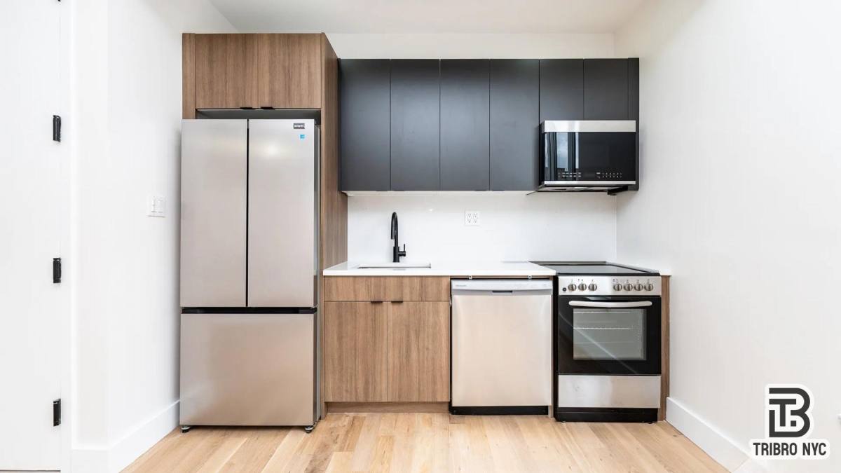 Apartment for rent at 96 Moore St #3A, Brooklyn, NY 11206