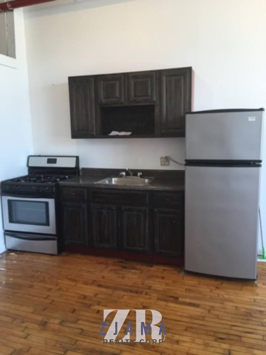 Apartment for rent at 385 Troutman #304, Brooklyn, NY 11237