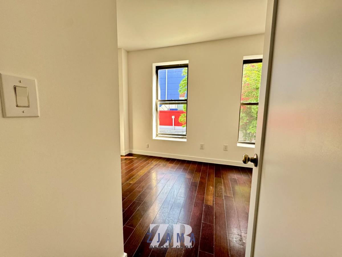 Apartment for rent at 568 Baltic St #2L, Brooklyn, NY 11217