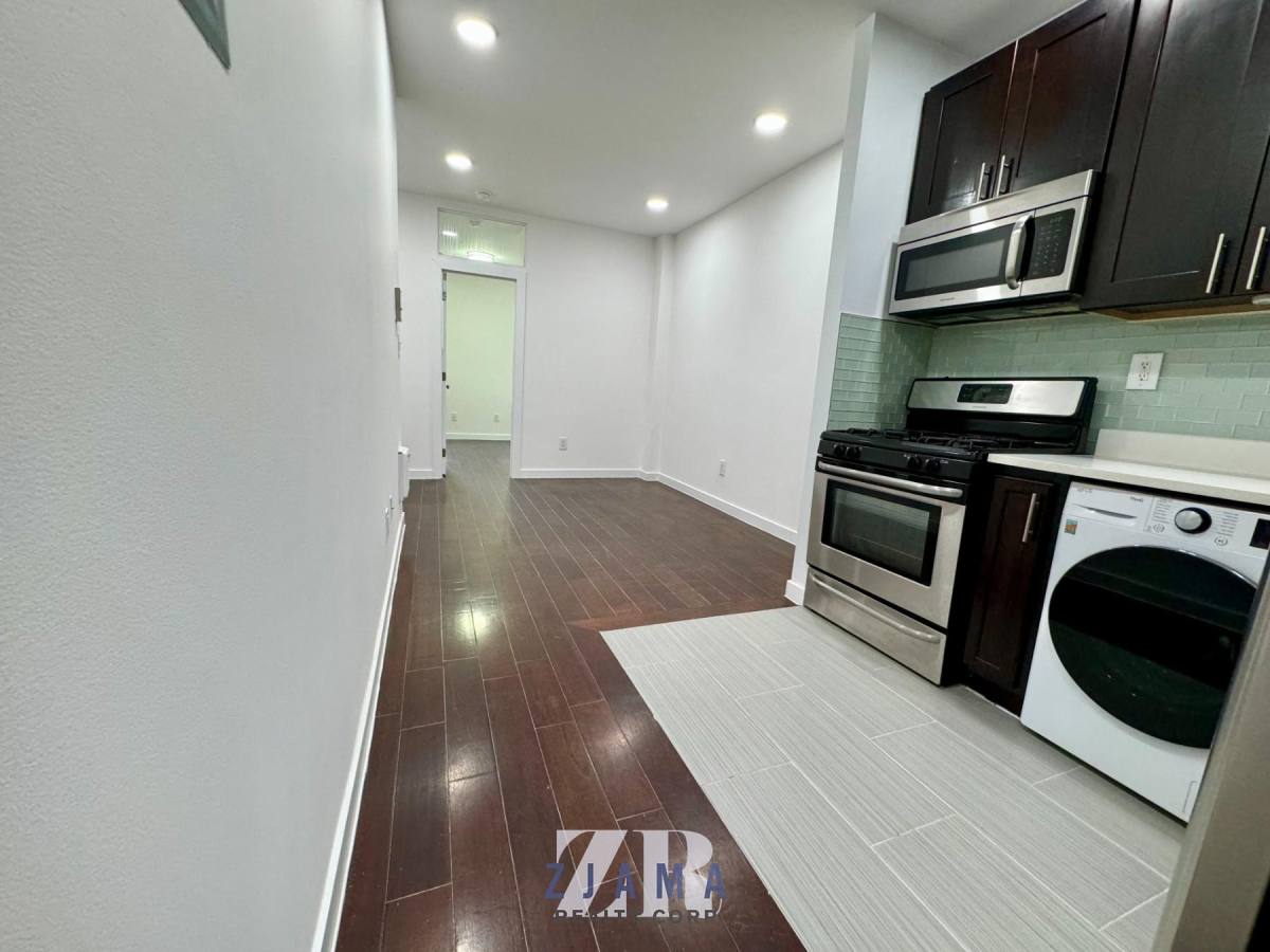 Apartment for rent at 568 Baltic St #2L, Brooklyn, NY 11217