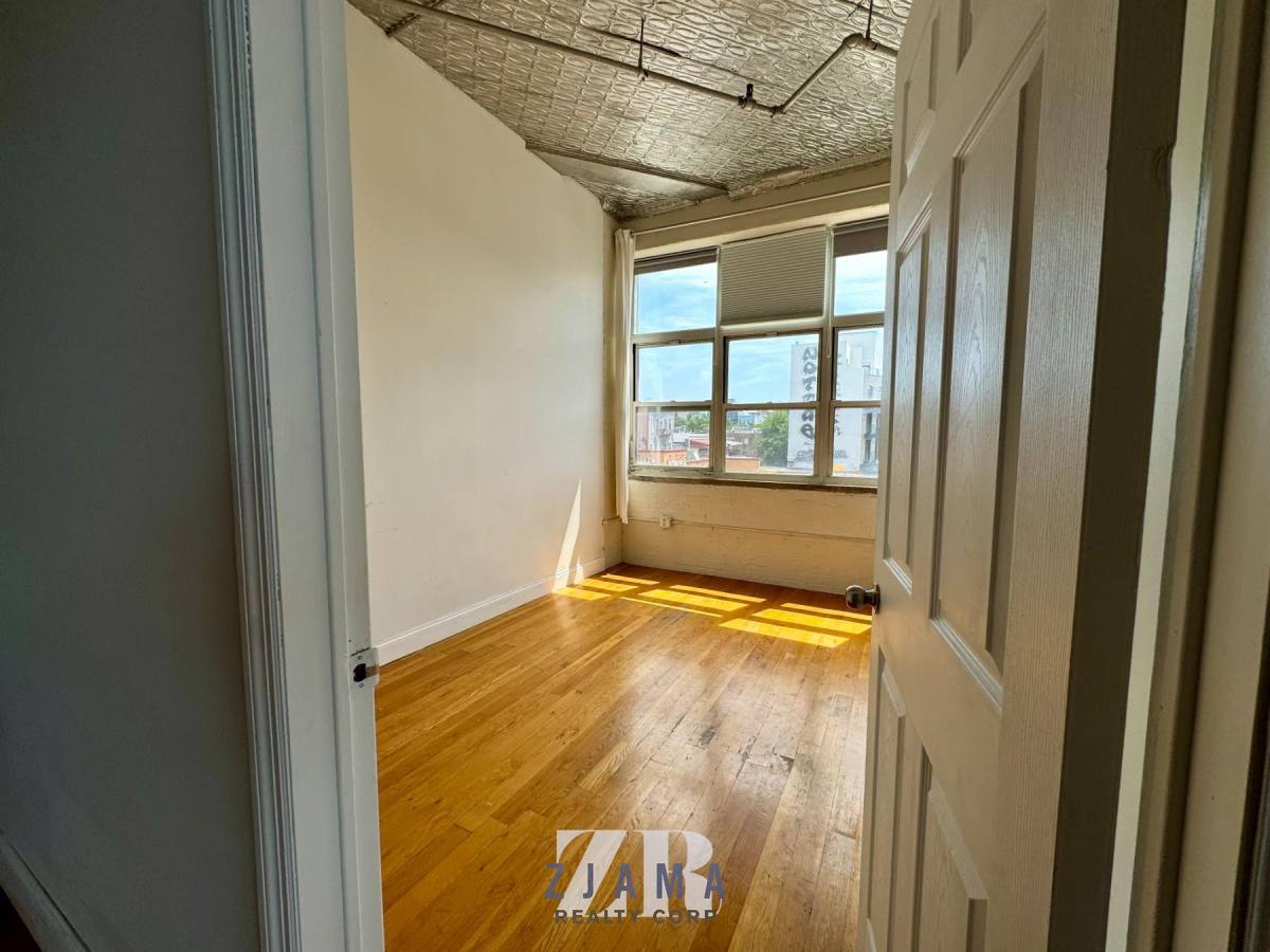 Apartment for rent at 1087 Flushing Ave #320, Brooklyn, NY 11237