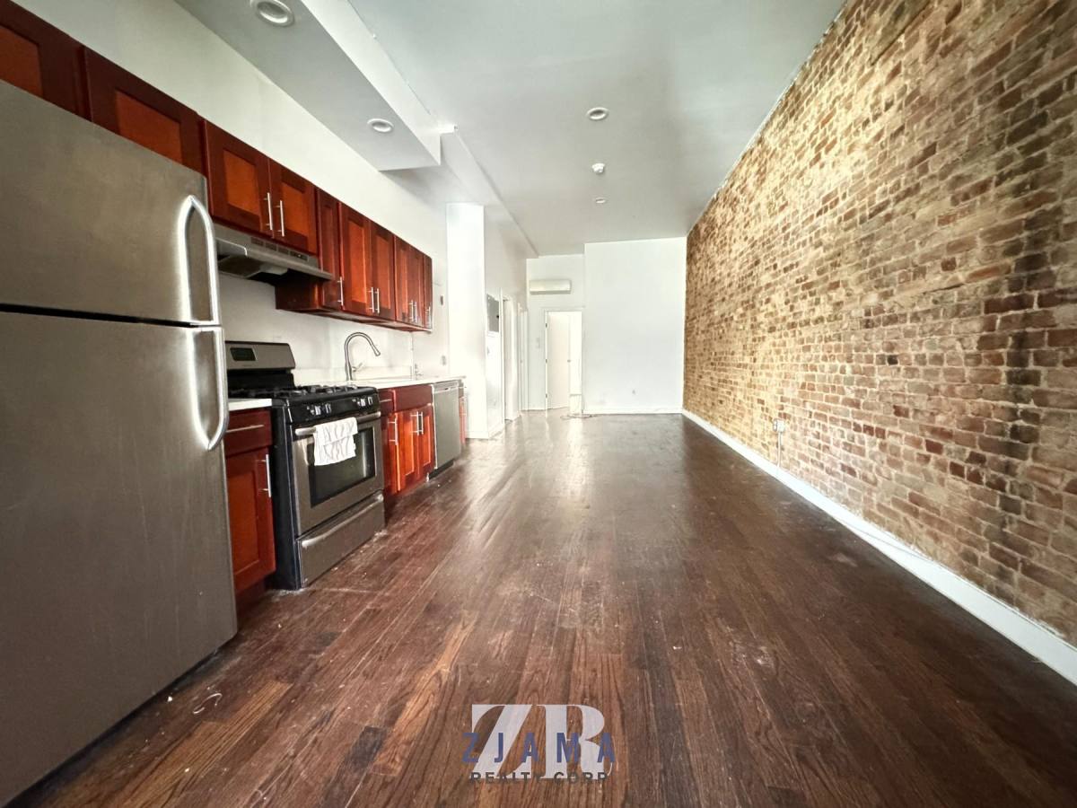 Apartment for rent at 308 Tompkins Ave #1, Brooklyn, NY 11216