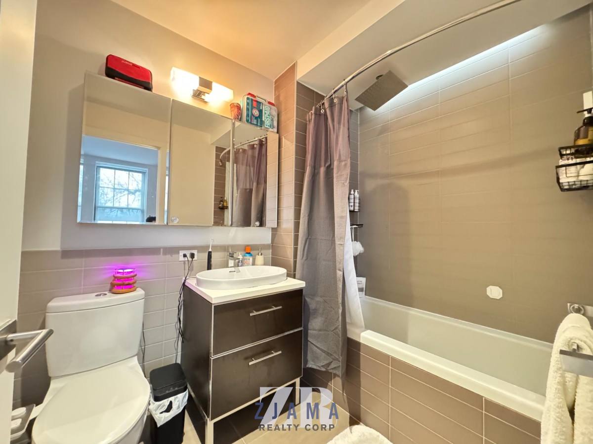 Apartment for rent at 123 Parkside Ave #2P, Brooklyn, NY 11226