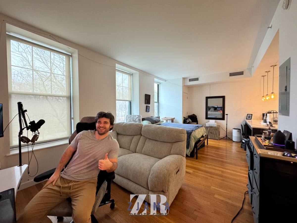 Apartment for rent at 123 Parkside Ave #2P, Brooklyn, NY 11226