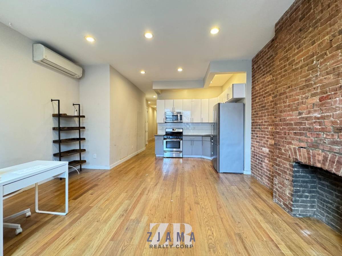 Apartment for rent at 354 Myrtle Ave #1, Brooklyn, NY 11205