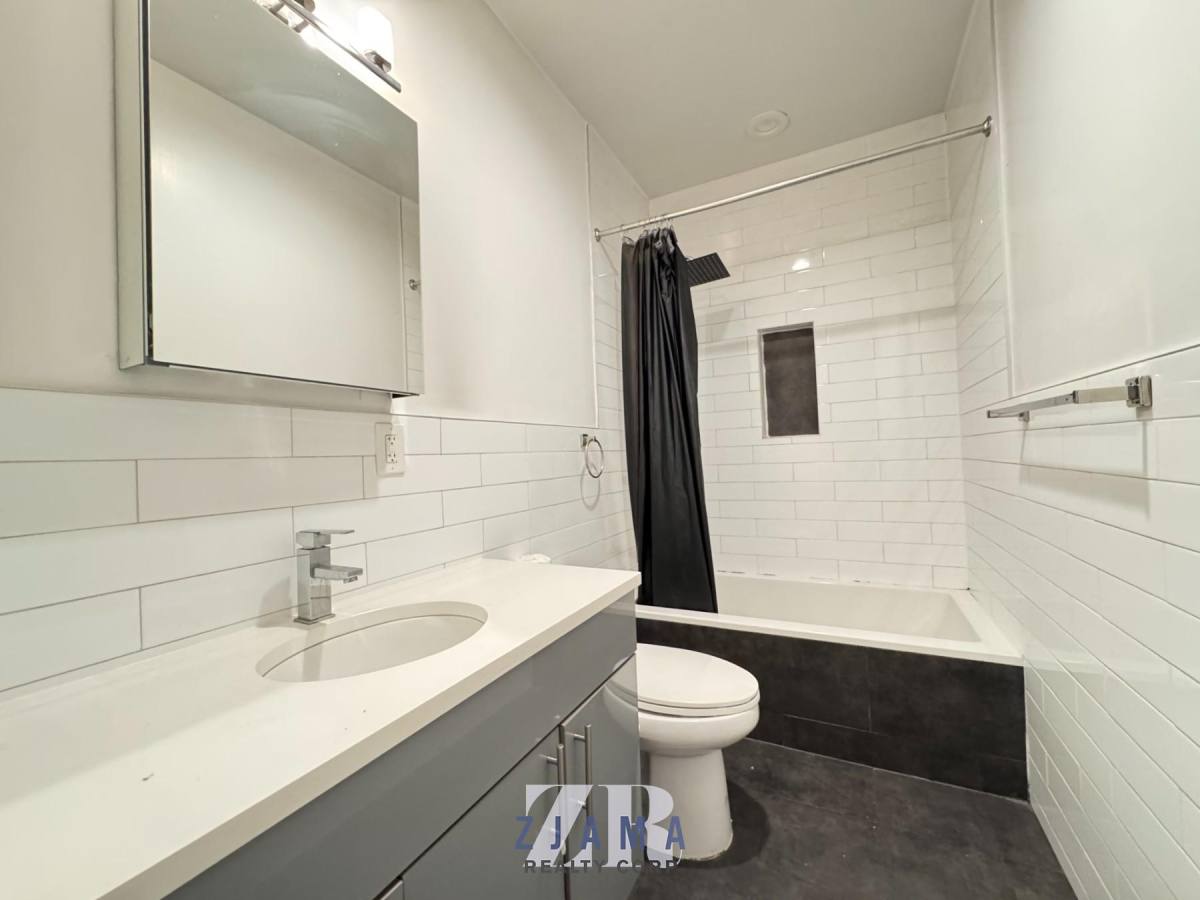 Apartment for rent at 354 Myrtle Ave #1, Brooklyn, NY 11205