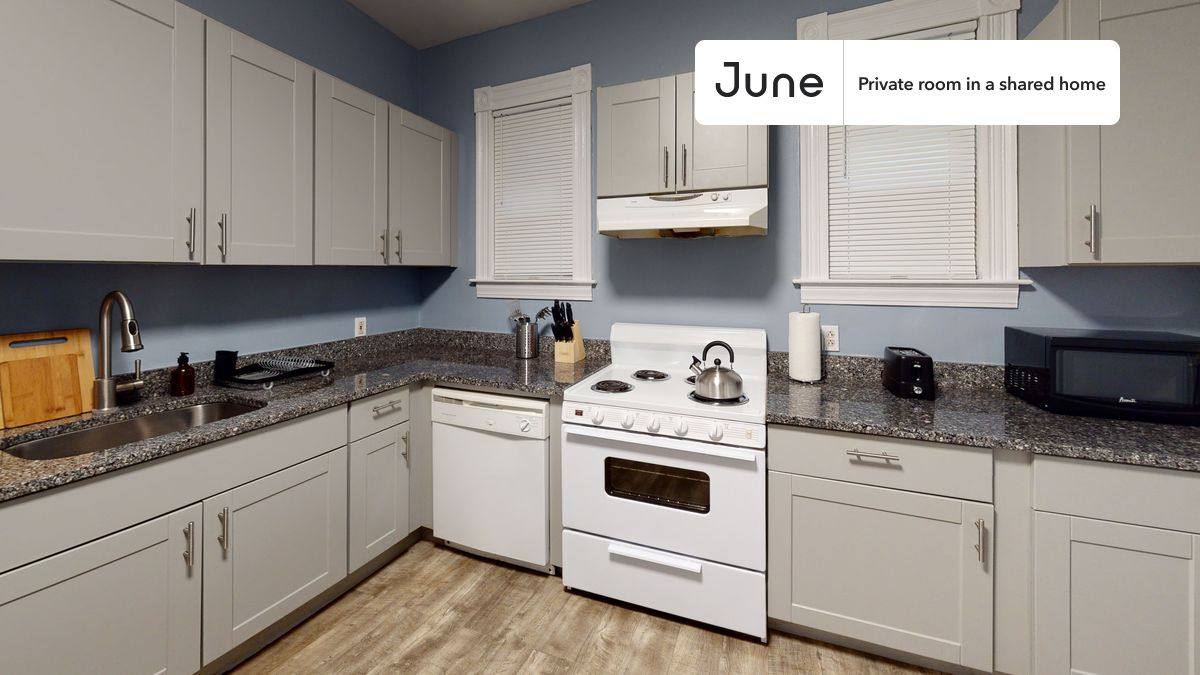 Apartment for rent at 1015 Calumet St, Roxbury Crossing, MA 02120