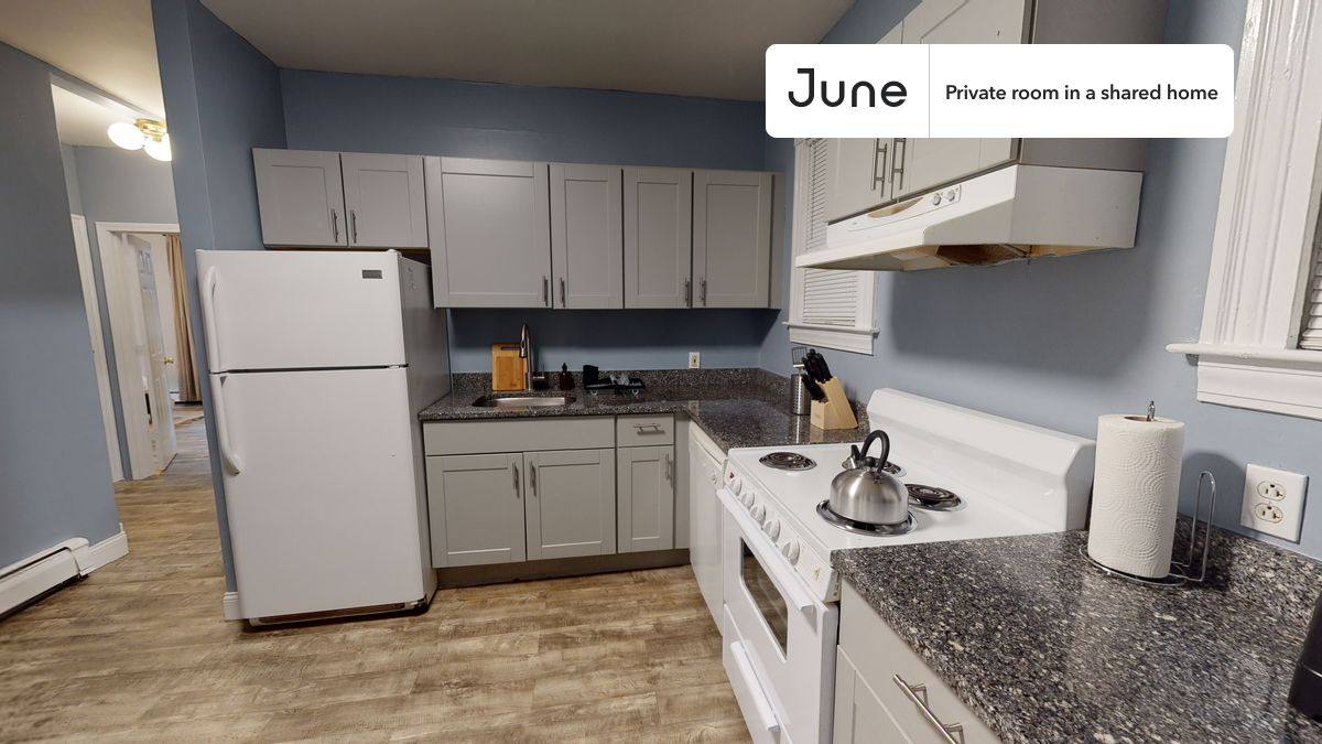 Apartment for rent at 1015 Calumet St, Roxbury Crossing, MA 02120