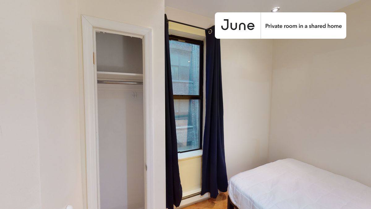 Apartment for rent at 235 W 109th St, New York, NY 10025