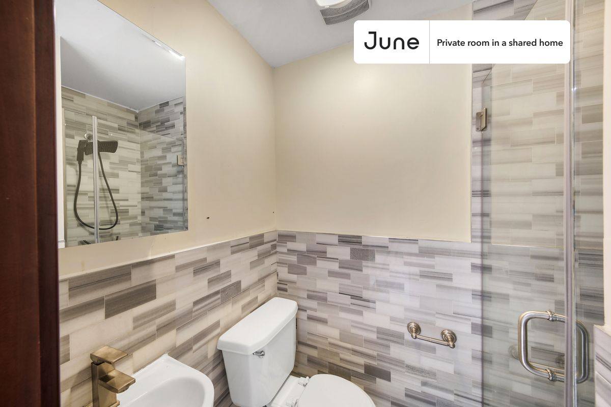 Apartment for rent at 235 W 109th St, New York, NY 10025