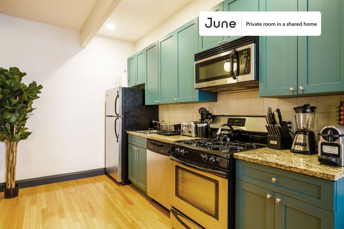 Apartment for rent at 356 W 39th St, New York, NY 10018