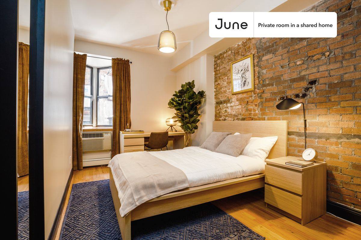 Apartment for rent at 356 W 39th St, New York, NY 10018