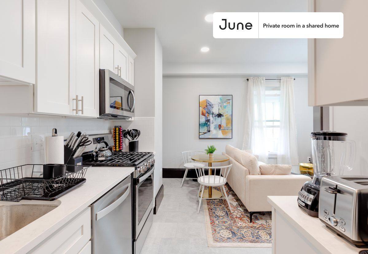 Apartment for rent at 114 Boston St, Dorchester, MA 02125