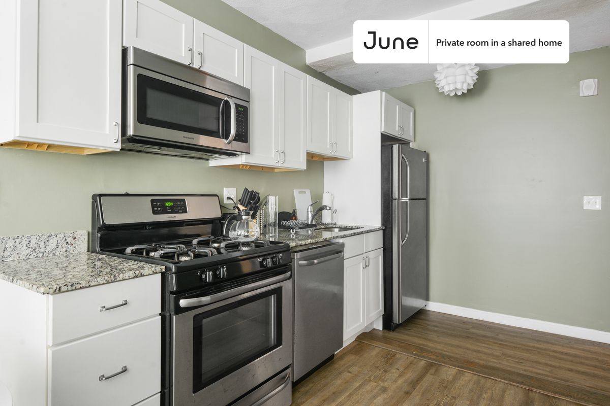 Apartment for rent at 36 N Bennet, Boston, MA 02113