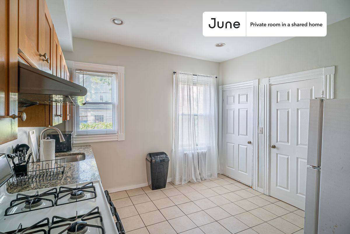 Apartment for rent at 6 Haskell St, Allston, MA 02134