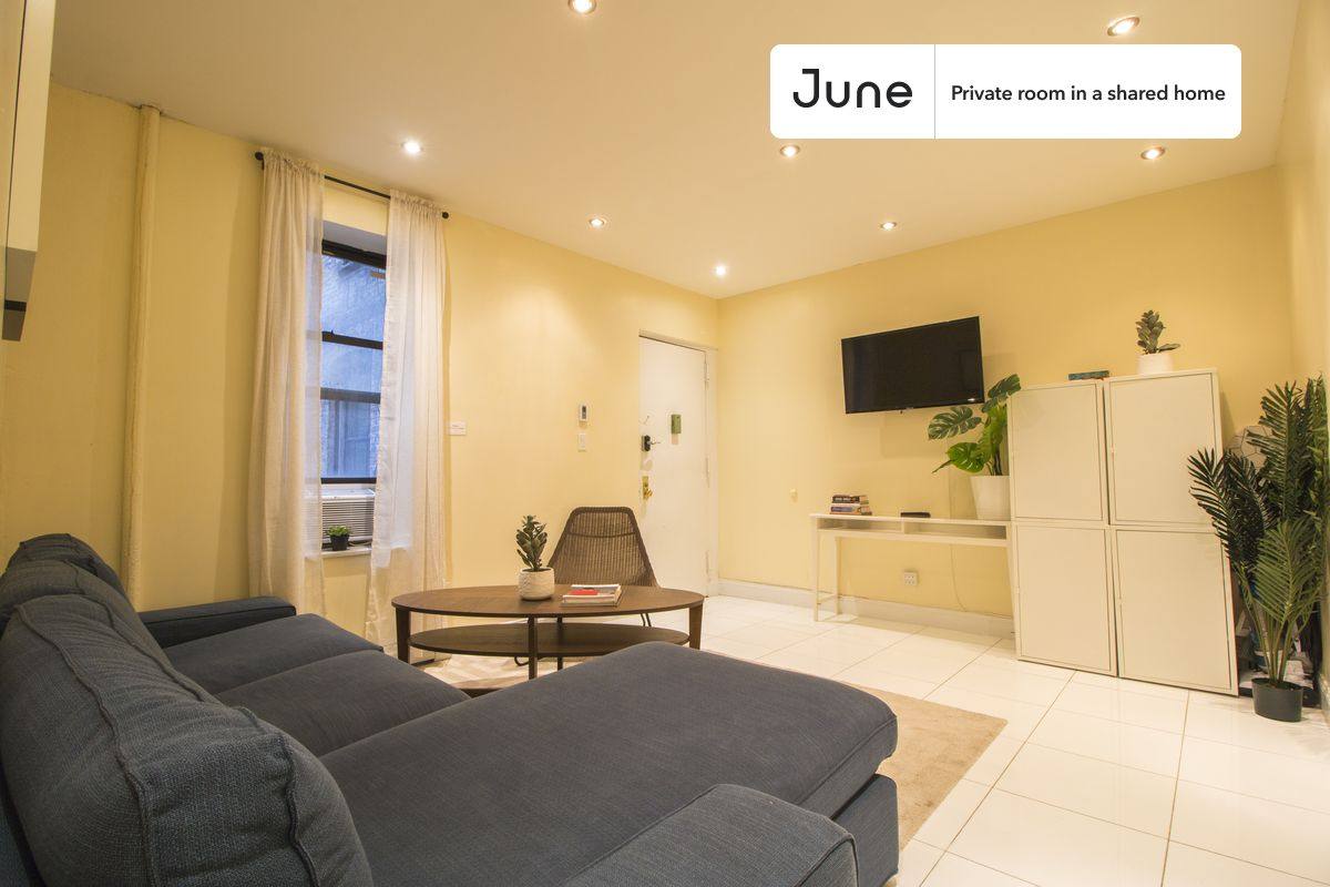 Apartment for rent at 15 W 107th St, New York, NY 10025
