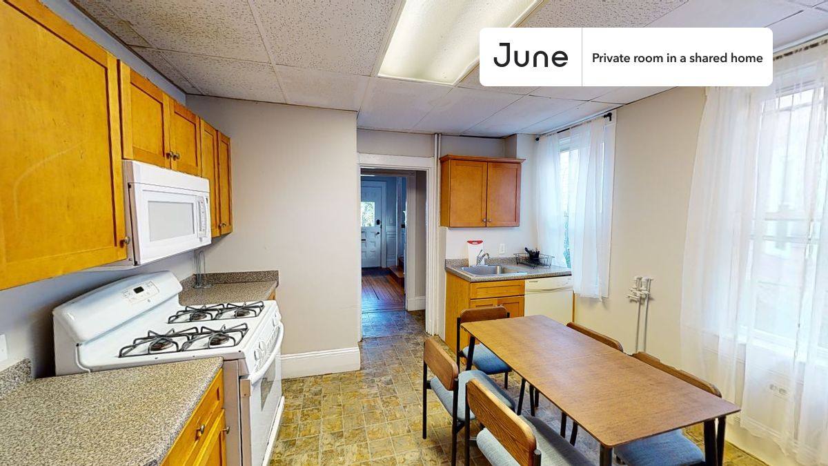 Apartment for rent at 2 Murdock Terrace, Brighton, MA 02135