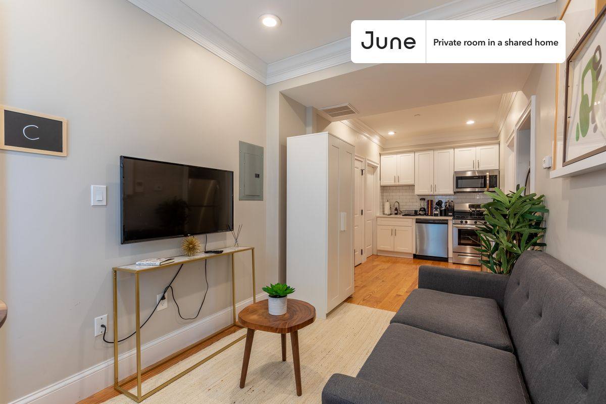 Apartment for rent at 33 N Margin St, Boston, MA 02113