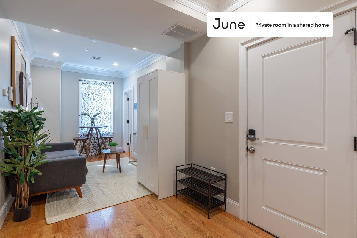Apartment for rent at 33 N Margin St, Boston, MA 02113