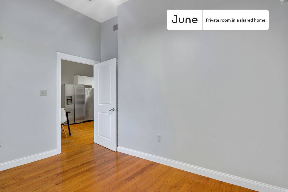 Apartment for rent at 48 Dudley St, Roxbury, MA 02119