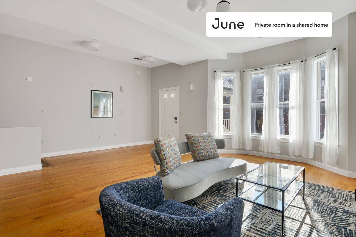 Apartment for rent at 48 Dudley St, Roxbury, MA 02119