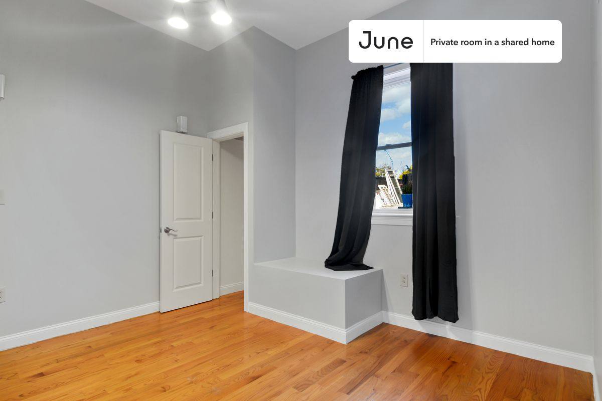 Apartment for rent at 48 Dudley St, Roxbury, MA 02119
