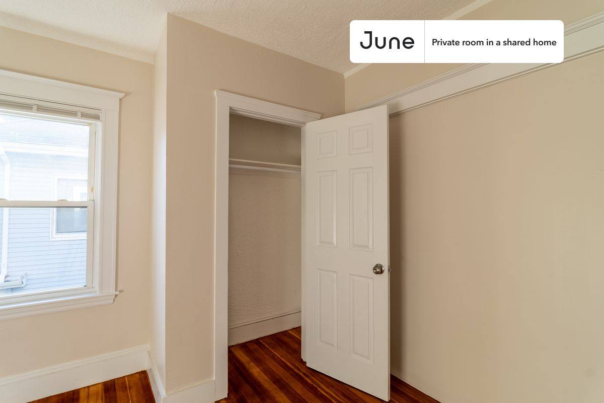 Apartment for rent at 21 Easton St, Allston, MA 02134