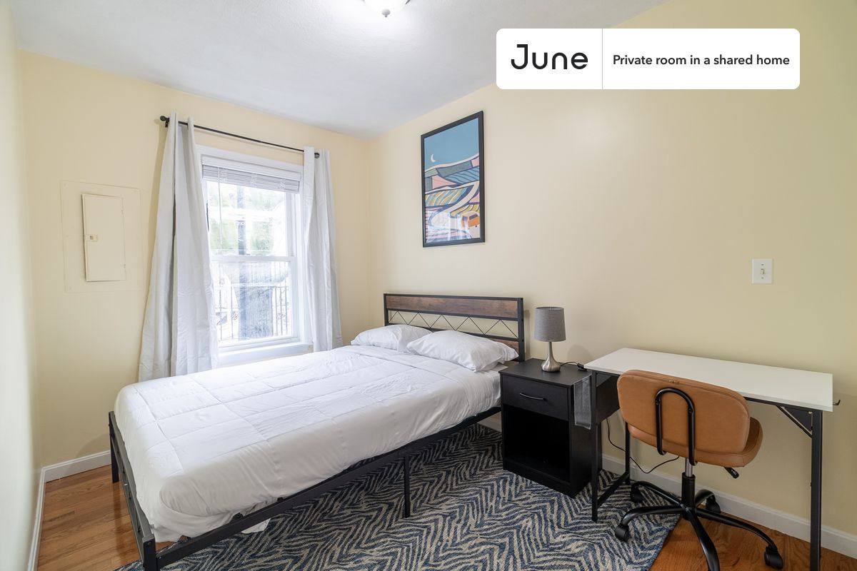 Apartment for rent at 277 Paris, East Boston, MA 02128