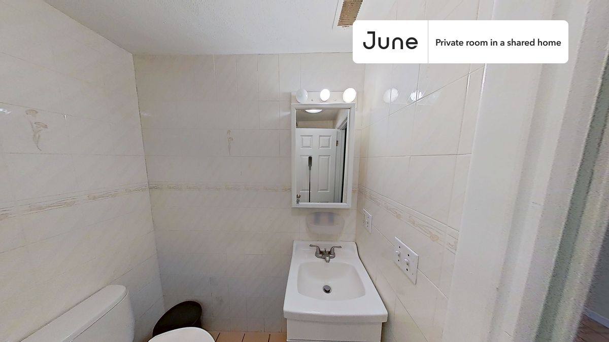 Apartment for rent at 277 Paris, East Boston, MA 02128
