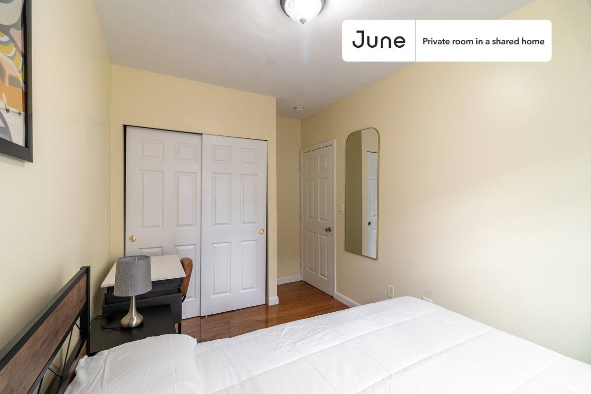 Apartment for rent at 277 Paris, East Boston, MA 02128