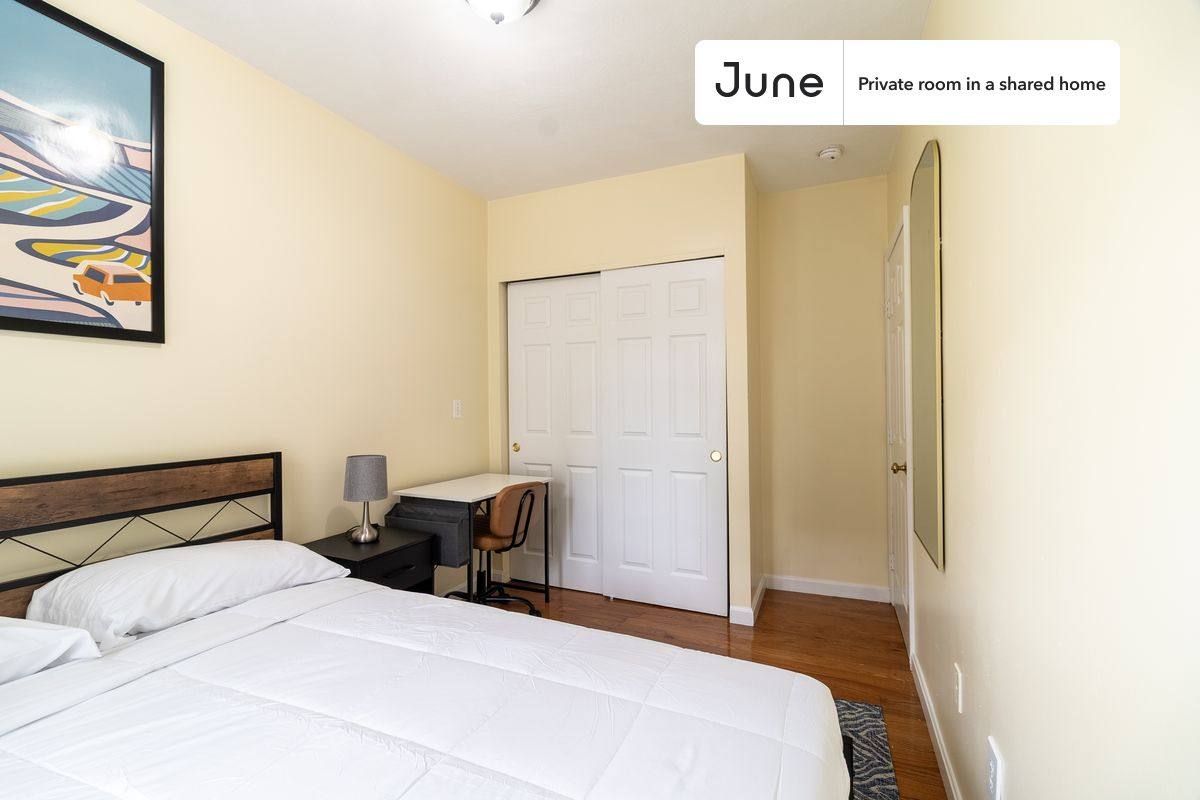 Apartment for rent at 277 Paris, East Boston, MA 02128
