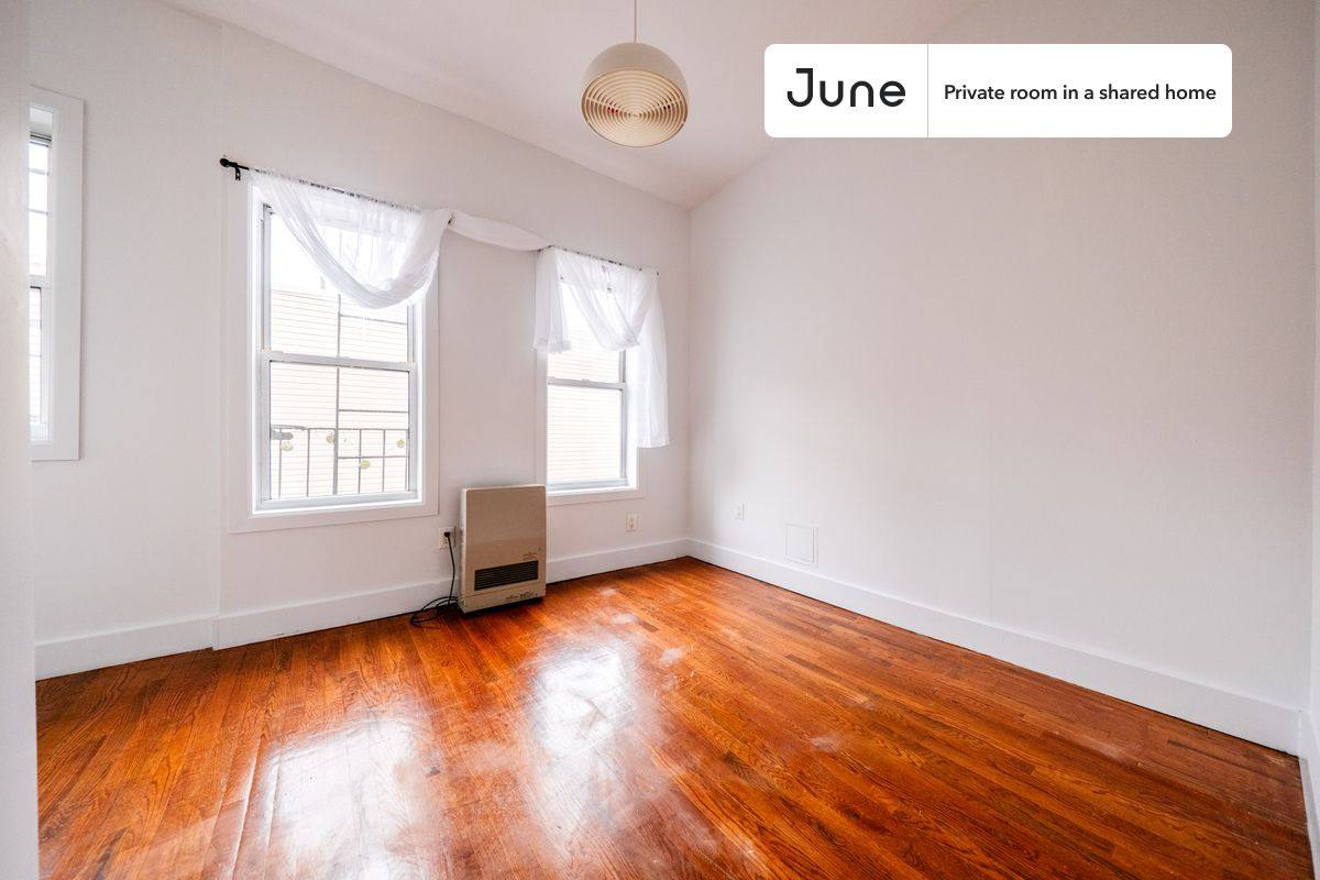 Apartment for rent at 255 Evergreen #A, Brooklyn, NY 11221