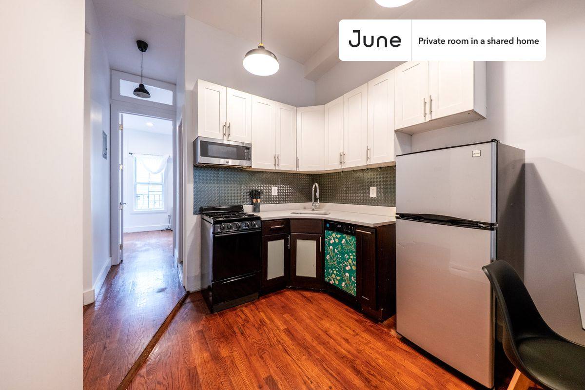 Apartment for rent at 255 Evergreen #A, Brooklyn, NY 11221