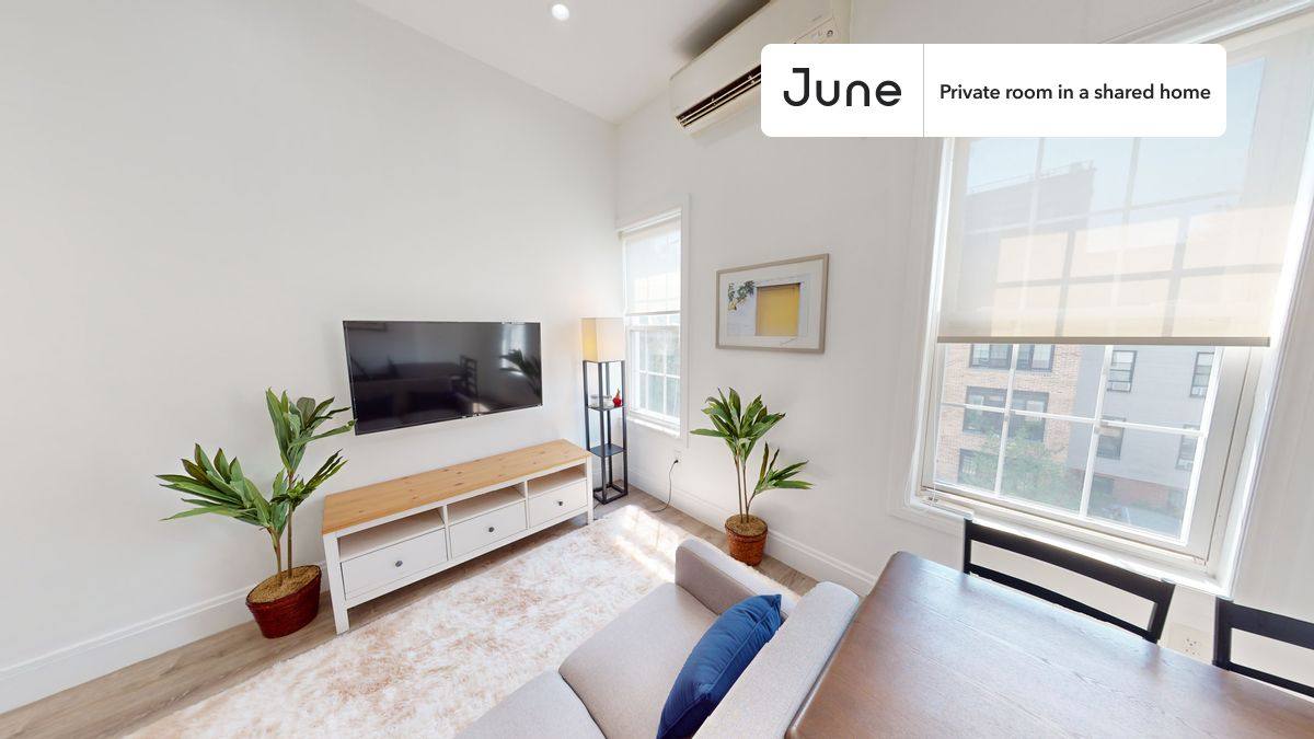 Apartment for rent at 39A Broome St #B, Brooklyn, NY 11222