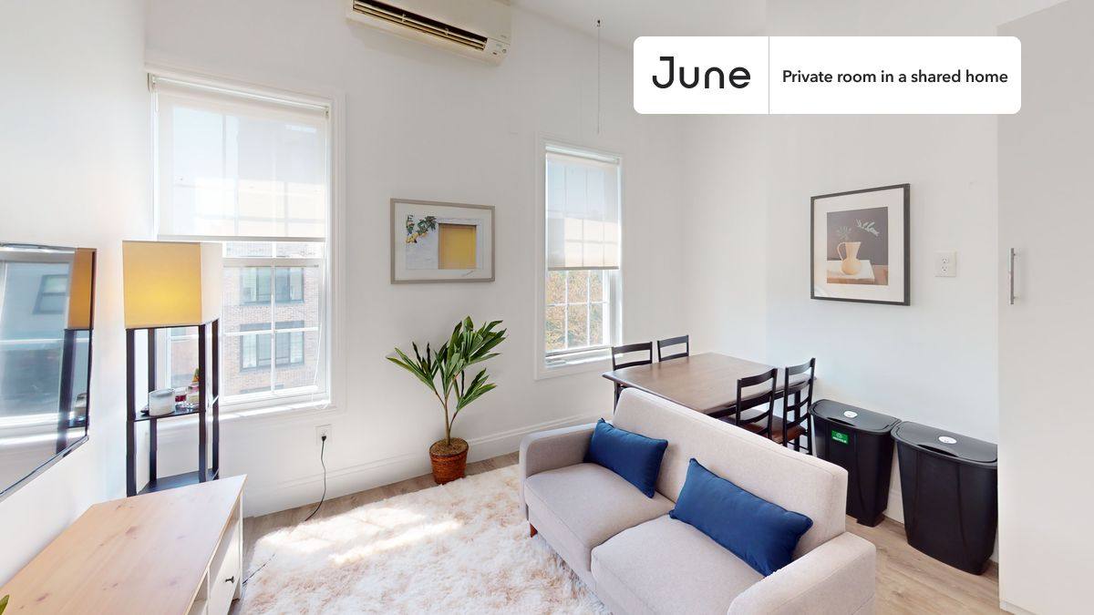 Apartment for rent at 39A Broome St #B, Brooklyn, NY 11222