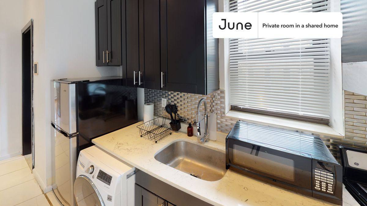 Apartment for rent at 953 Columbus Ave, New York, NY 10025