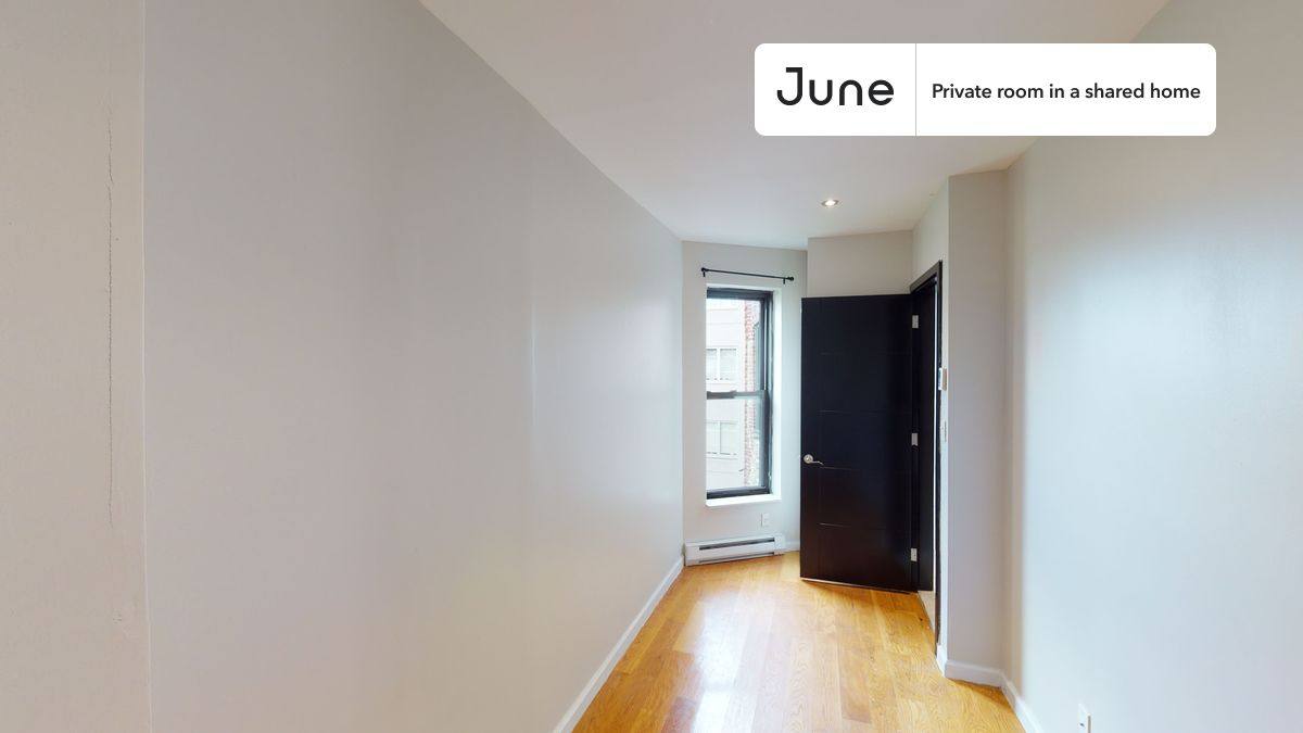 Apartment for rent at 953 Columbus Ave, New York, NY 10025
