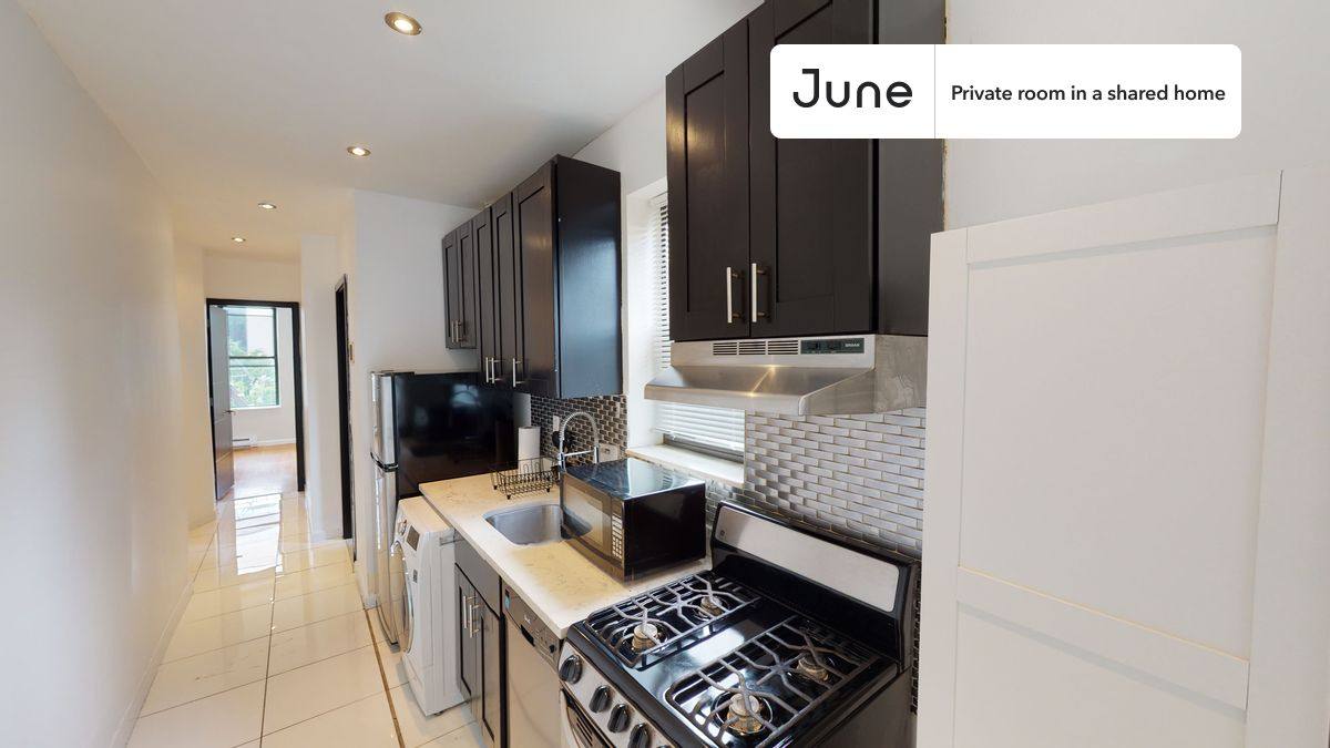 Apartment for rent at 953 Columbus Ave, New York, NY 10025