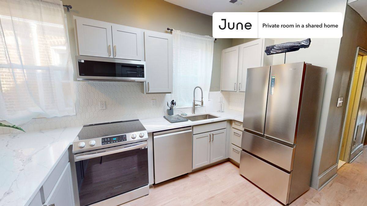 Apartment for rent at 1227 Harvard St NW, Washington, DC 20009
