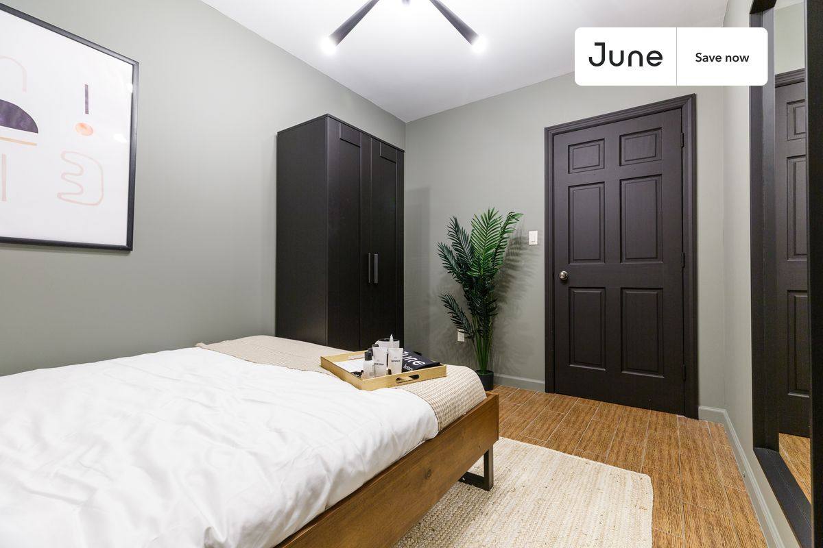 Apartment for rent at 7 Eldridge St #1, New York, NY 10002