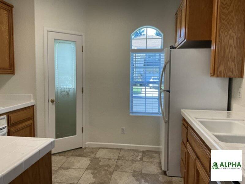House for rent at 8418 Granite Cove Dr, Granite Bay, CA 95746
