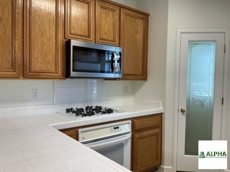 House for rent at 8418 Granite Cove Dr, Granite Bay, CA 95746