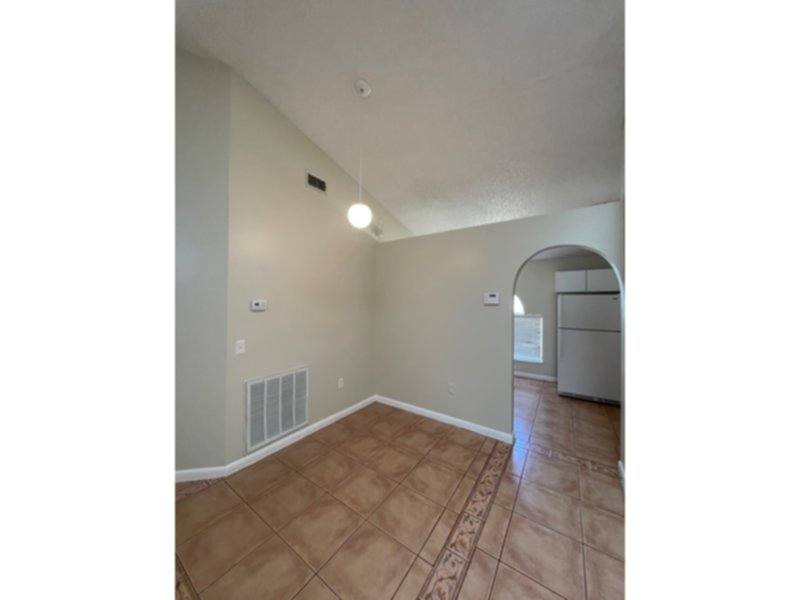 Apartment for rent at 4312 Iveyglen Ave, Orlando, FL 32826